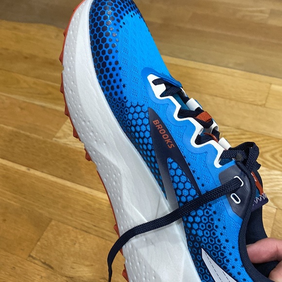 Brooks Caldera 6 Trail Running Men shoes. - Picture 9 of 16